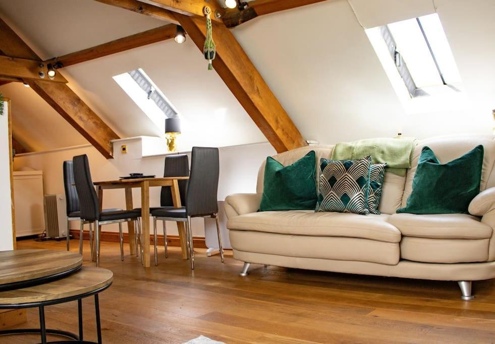 The Granary Apartment Barbrook Luaran gambar